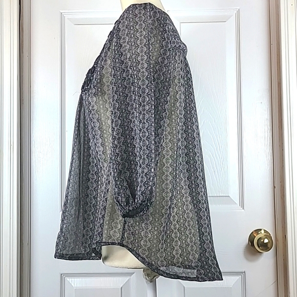 Unique Spectrum Boho Mirror Blouse - Picture 7 of 13